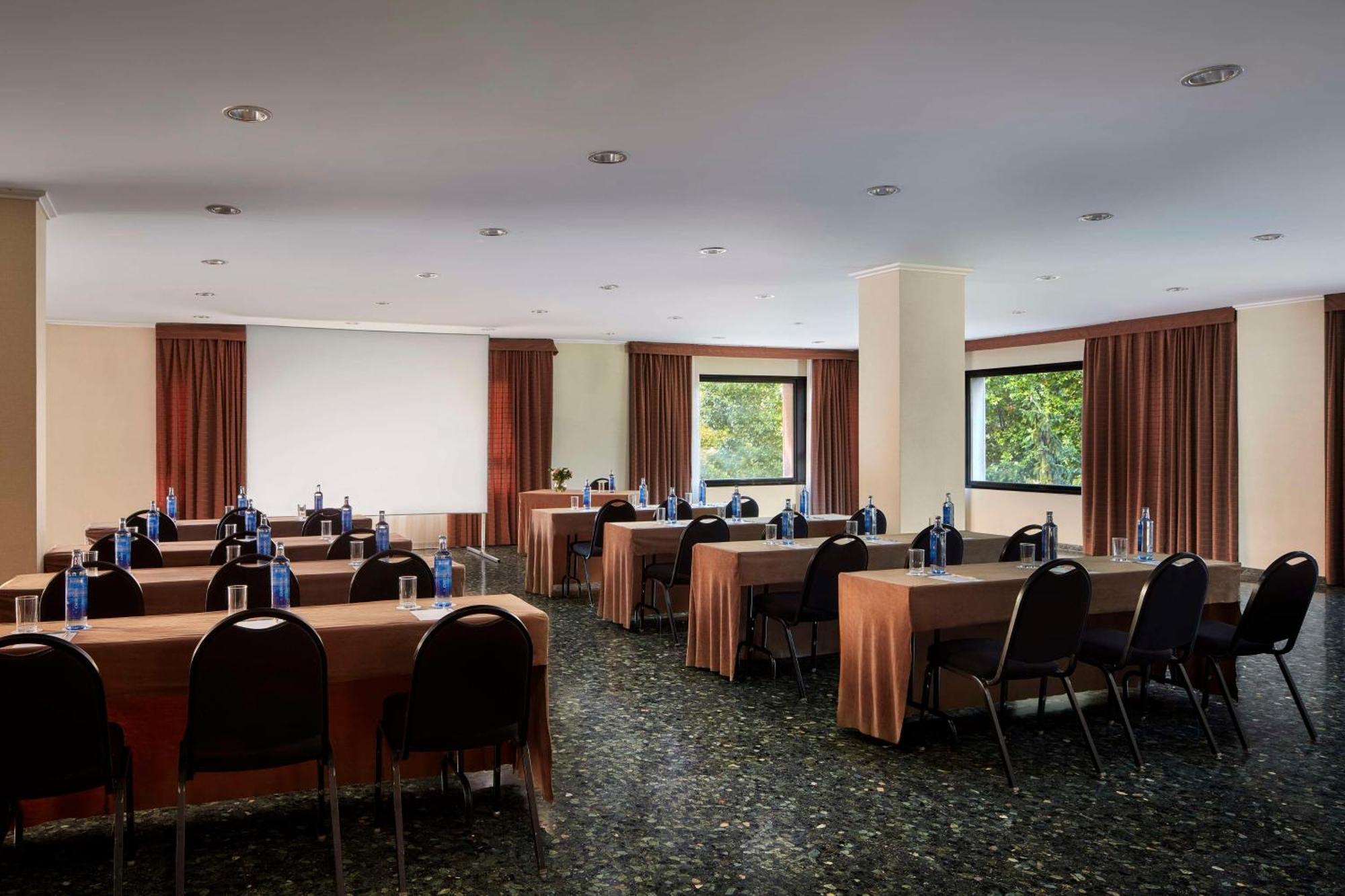Nh Ciudad De Cuenca Otel Cuenca  Dış mekan fotoğraf