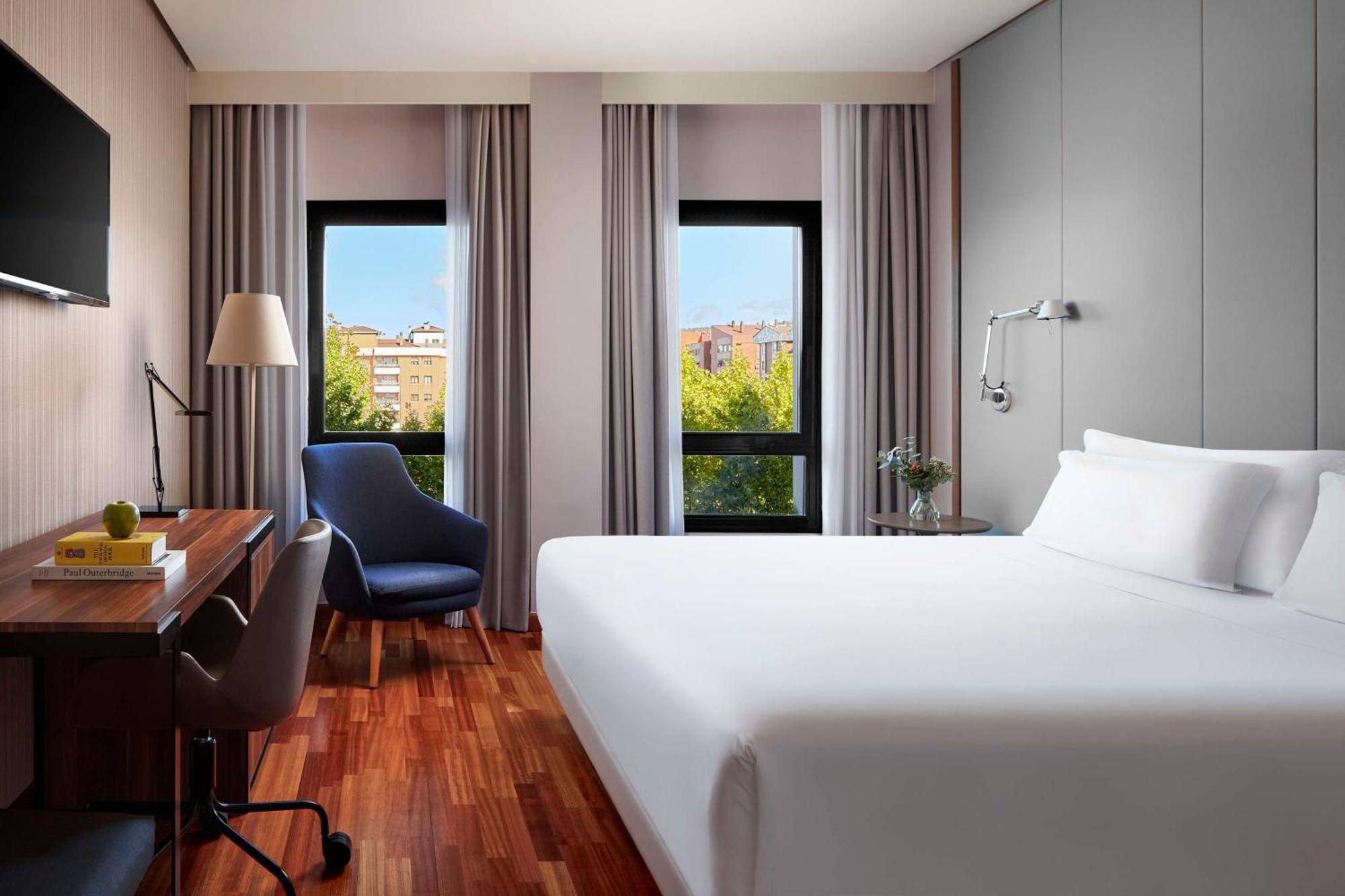 Nh Ciudad De Cuenca Otel Cuenca  Dış mekan fotoğraf