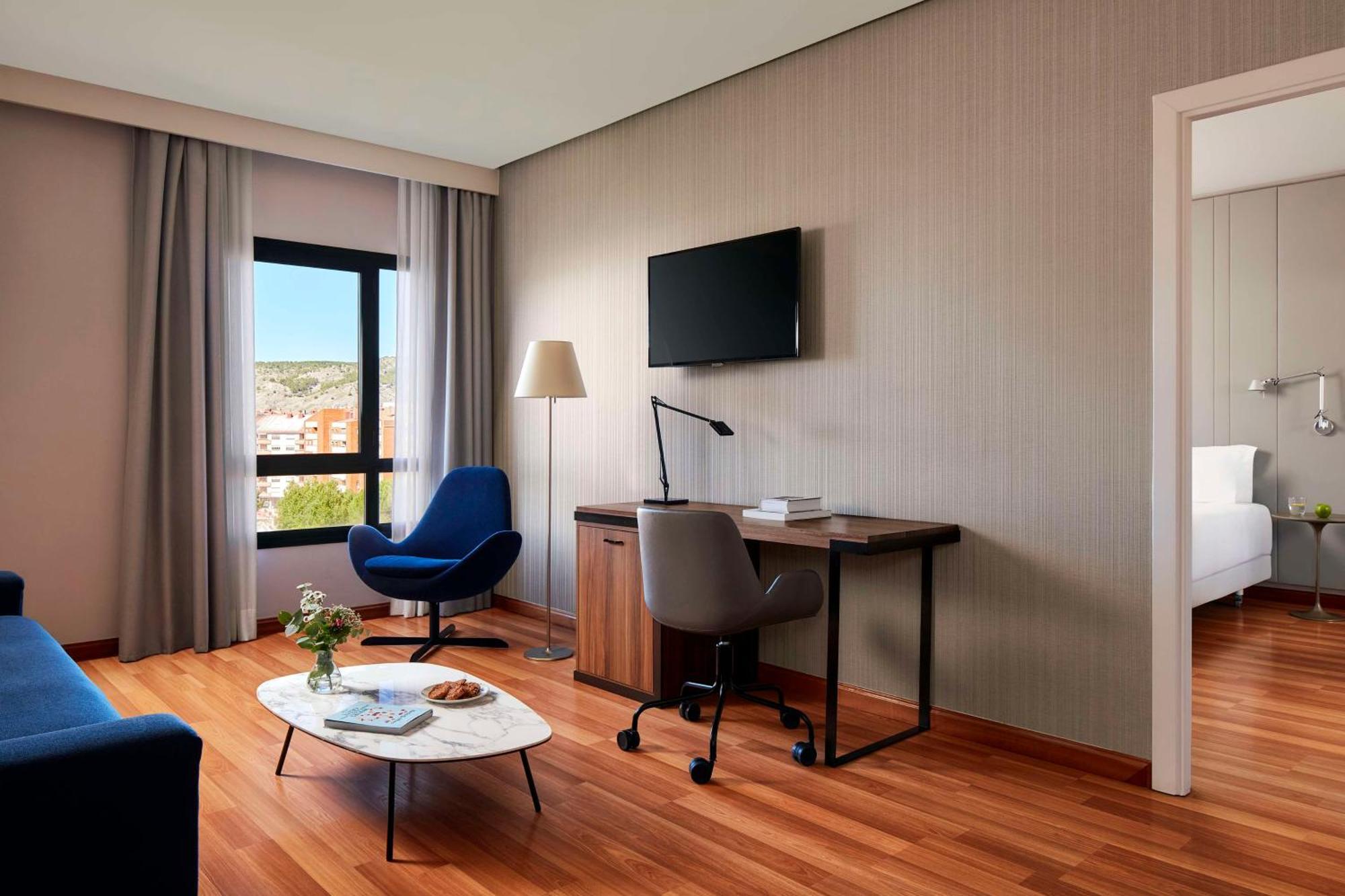Nh Ciudad De Cuenca Otel Cuenca  Dış mekan fotoğraf