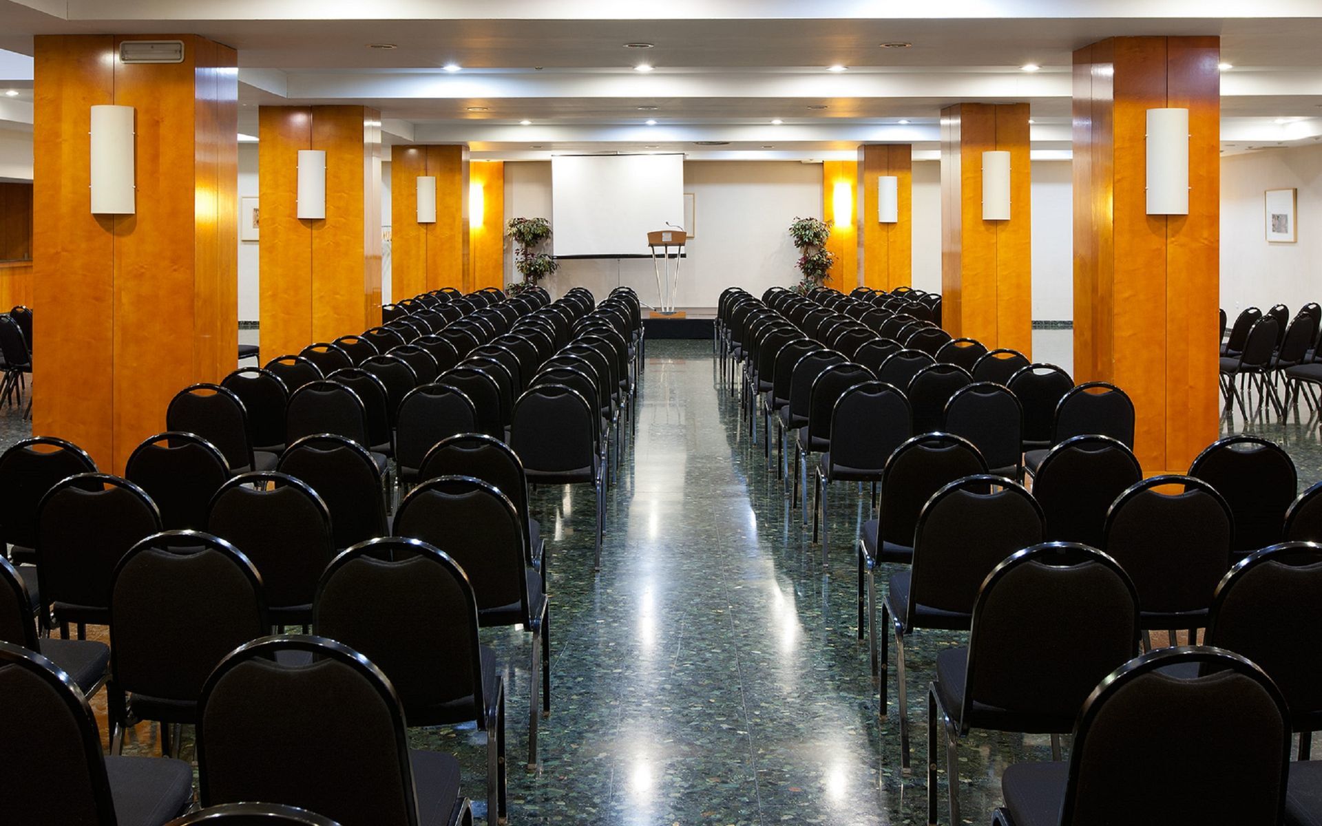 Nh Ciudad De Cuenca Otel Cuenca  Dış mekan fotoğraf
