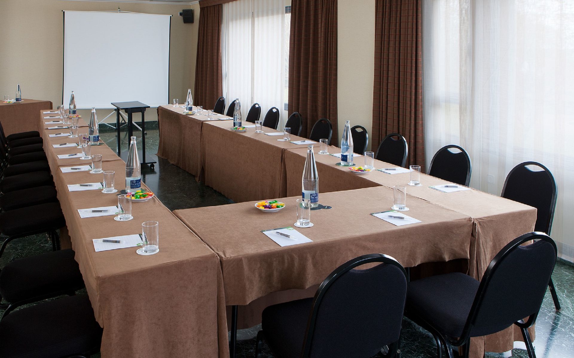 Nh Ciudad De Cuenca Otel Cuenca  Dış mekan fotoğraf
