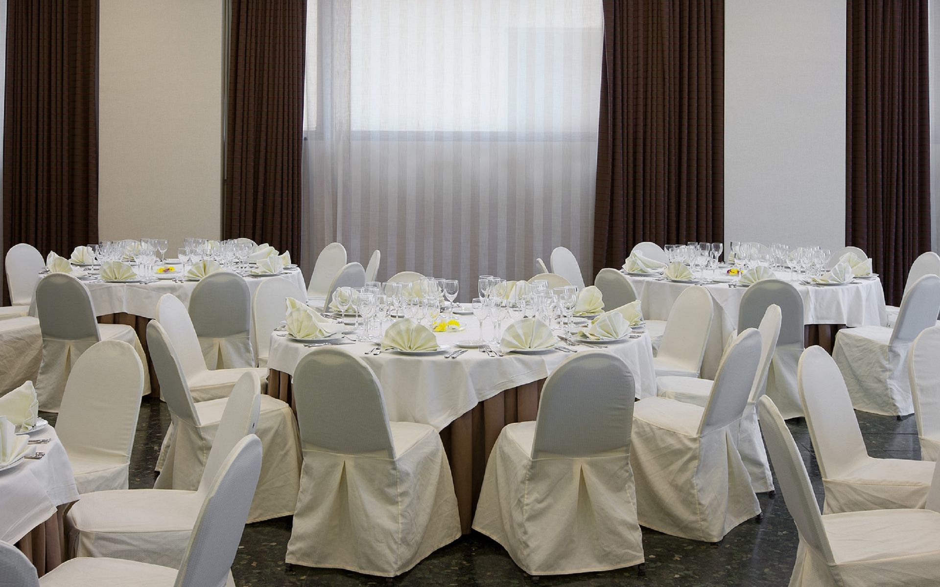 Nh Ciudad De Cuenca Otel Cuenca  Dış mekan fotoğraf