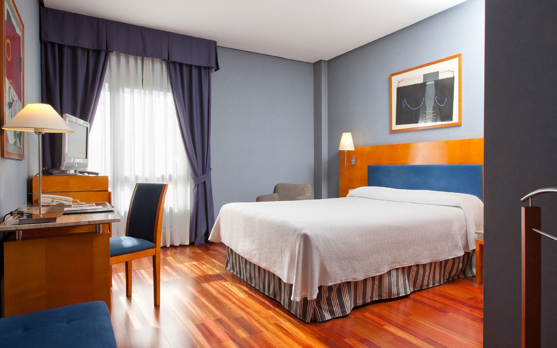 Nh Ciudad De Cuenca Otel Cuenca  Dış mekan fotoğraf