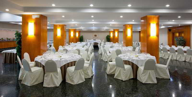 Nh Ciudad De Cuenca Otel Cuenca  Dış mekan fotoğraf
