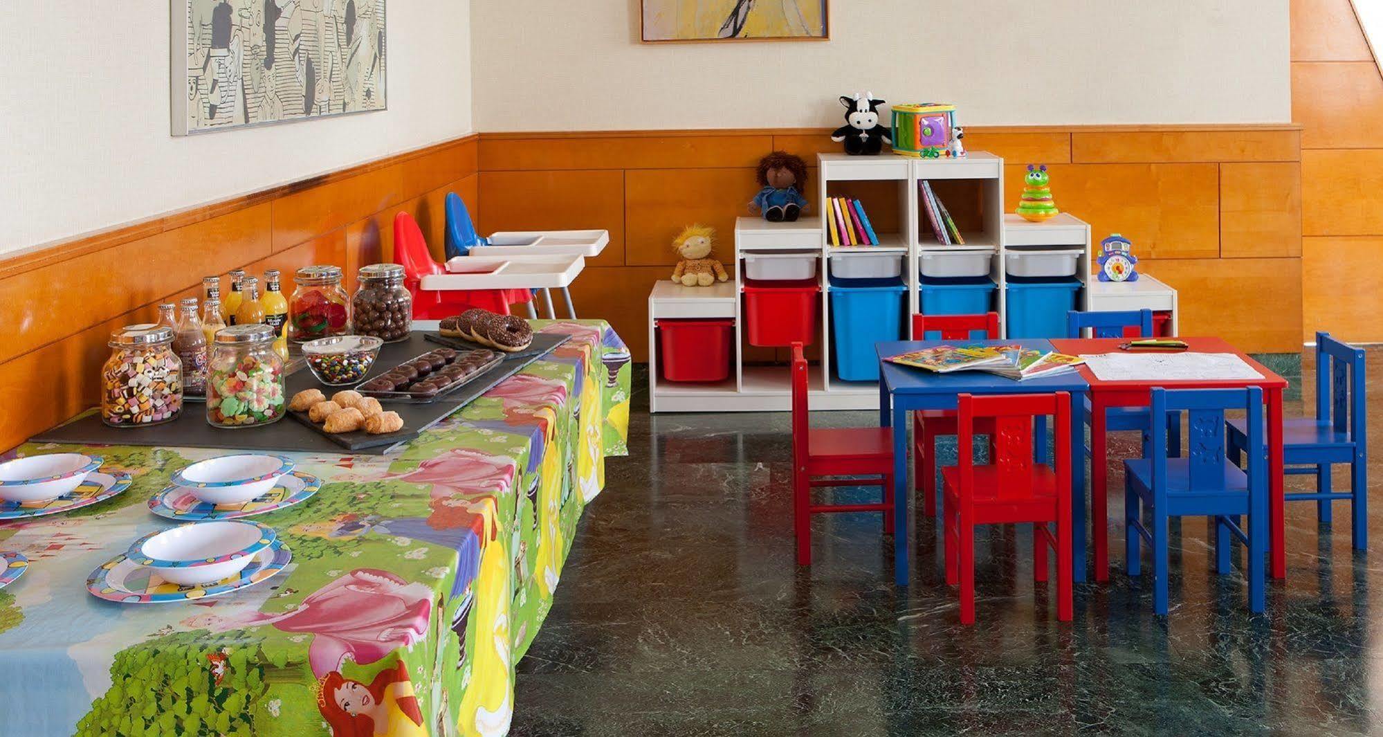 Nh Ciudad De Cuenca Otel Cuenca  Dış mekan fotoğraf